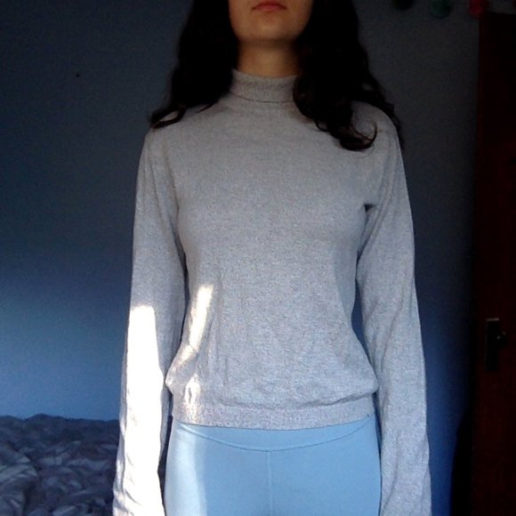 Grey turtle neck - Picture 3 of 5